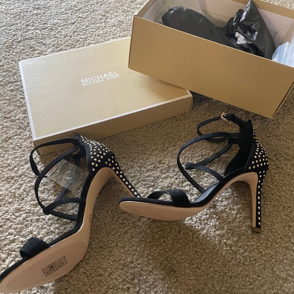 Michael Kors Raquel studded suede - Picture 2 of 4